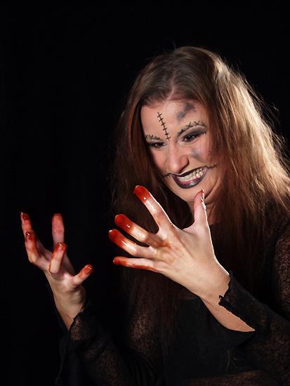 Jani - bloody hands