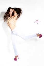 Lila Images