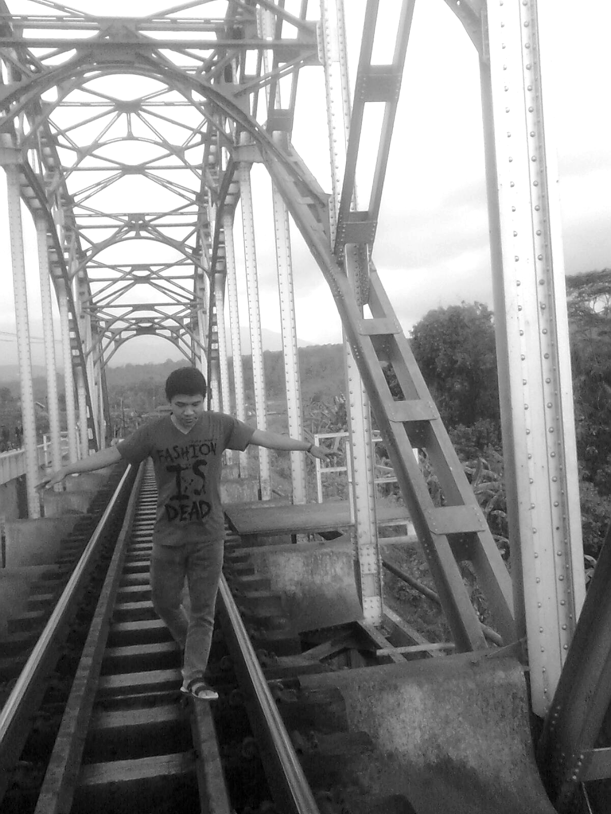 Scientizt Nurazt - Look at me