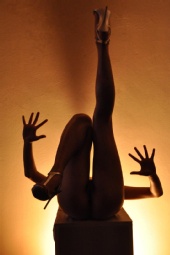 NUDE FORMATION